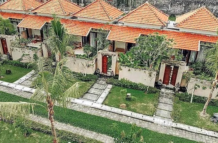 Uma Sari *